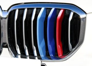 BMW X5 2019 Kühlergrillverkleidung - Image 2