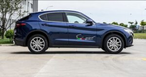 Alfa Romeo Flag Badge Aufkleber - Image 3