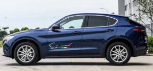 Alfa Romeo Flag Badge Aufkleber - Image 4