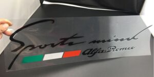 Alfa Romeo Flag Badge Aufkleber - Image 9