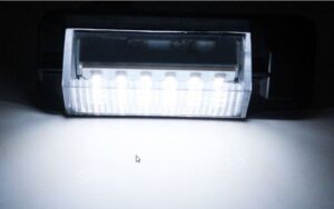 BMW Kennzeichenleuchte 18 LED - Image 6