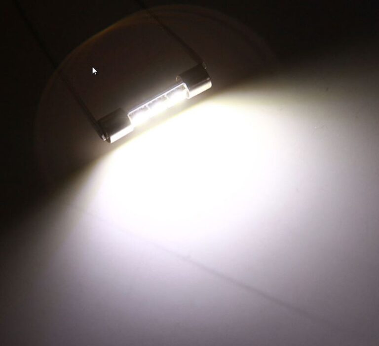 LED - T6 28MM oder 31MM LED-Lampen | RM-ONLINE LED - T6 28MM oder 31MM LED-Lampen