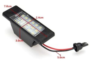 Nissan Kennzeichenleuchte - Image 4