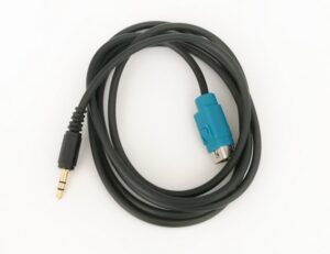 Alpine KCE-236B Aux Kabel Audio Adapter - Image 3
