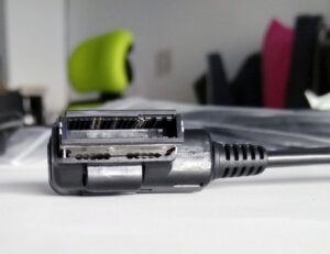 Benz AMI Musik Interface Ladegerät AUX U - Image 3