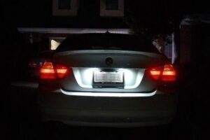 BMW e60 Kennzeichenleuchte - Image 11