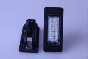 BMW e60 Kennzeichenleuchte - Image 13